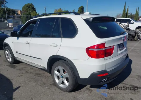 2010 BMW X5 xDrive35D z USA, uszkodzony, nr VIN 5UXFF0C59ALT77960